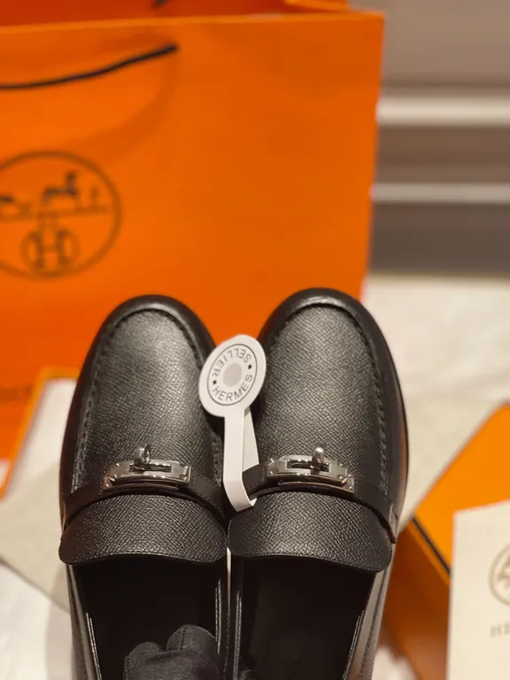 Hermes Shoe 